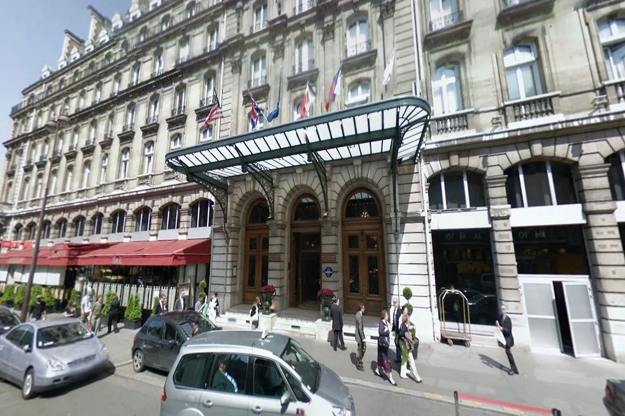 Hilton Opera Hotel 4*